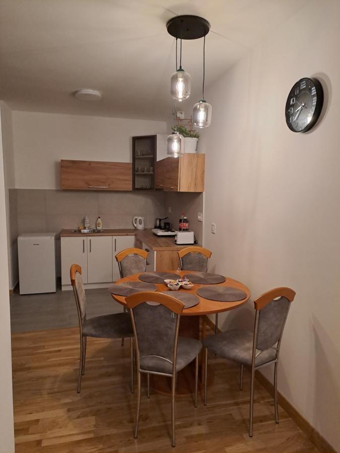 Das Apartman 수보티차 외부 사진