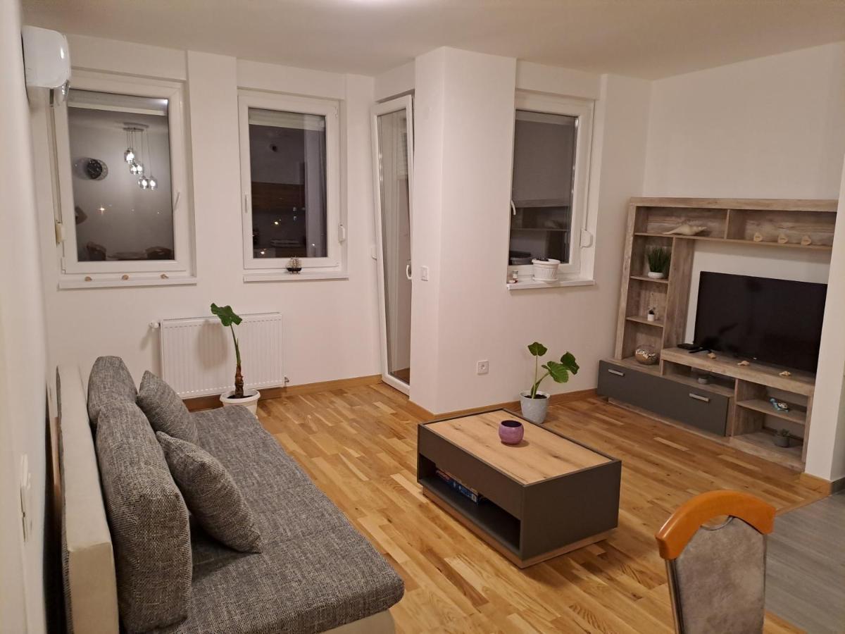 Das Apartman 수보티차 외부 사진
