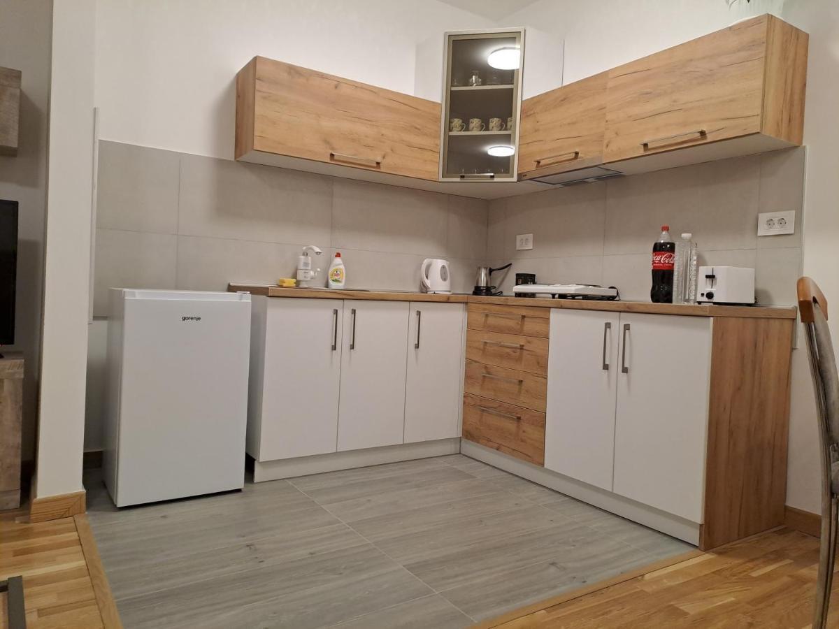 Das Apartman 수보티차 외부 사진